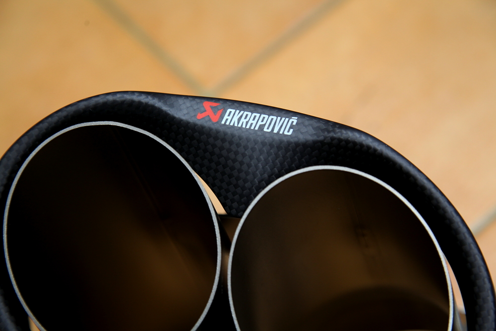 Audi　RS6/4G　&　AKRAPOVIC＋MTM＋HYPER FORGED＋cpm＋ISWEEP！！
