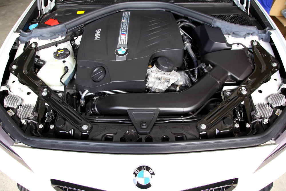 BMW F87/M2 & CPMストラットブレース＋KW CLUBSPORT LANE CONTROL ARM