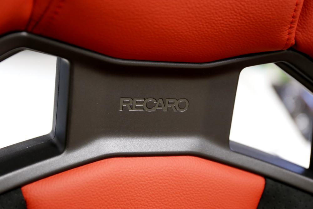 Audi RS3/8V ＆ RECARO NEW Sportster＋DRY CARBON BACKSHE!!！！