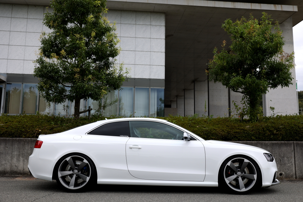 Audi RS5/8T