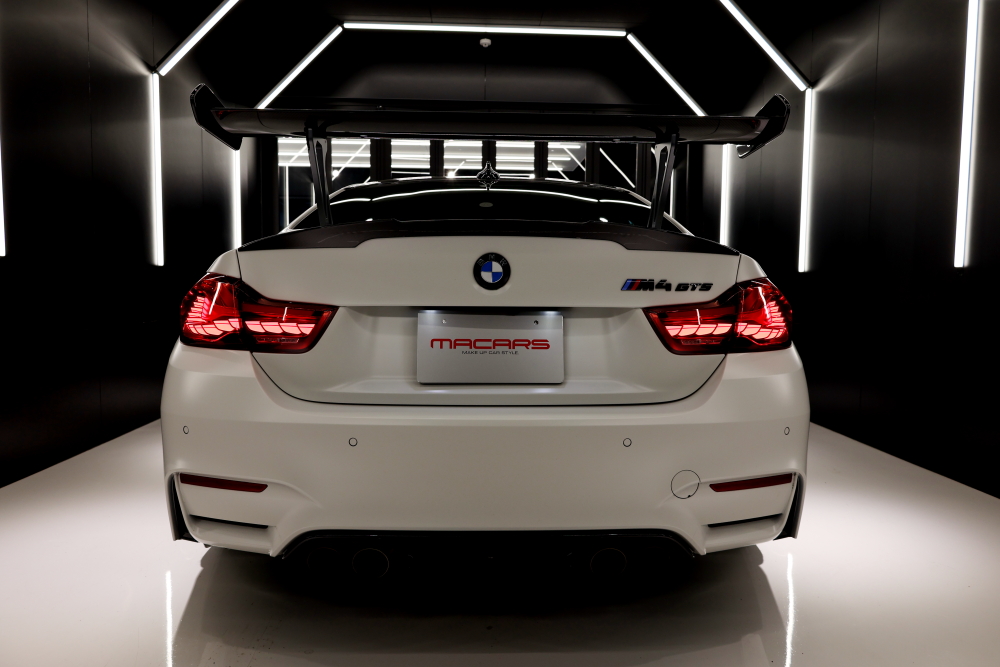 BMW M4クーペ GTS