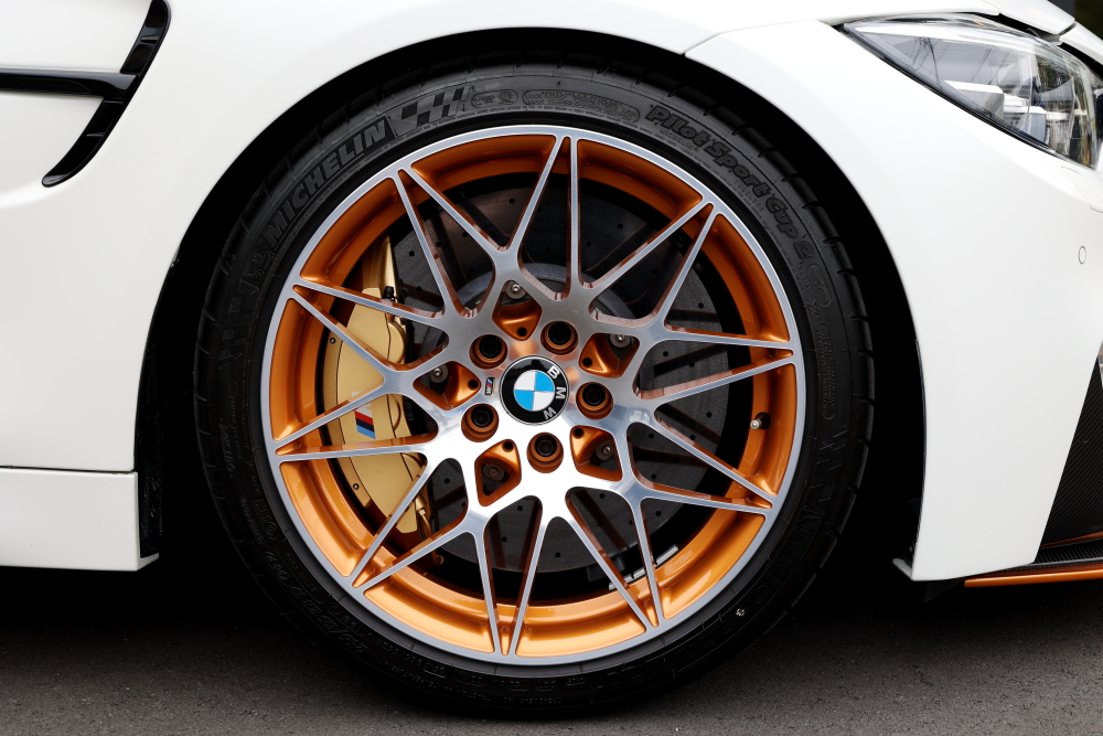 BMW M4クーペ GTS