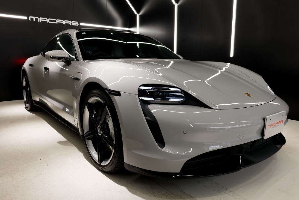 Porsche Taycan Turbo