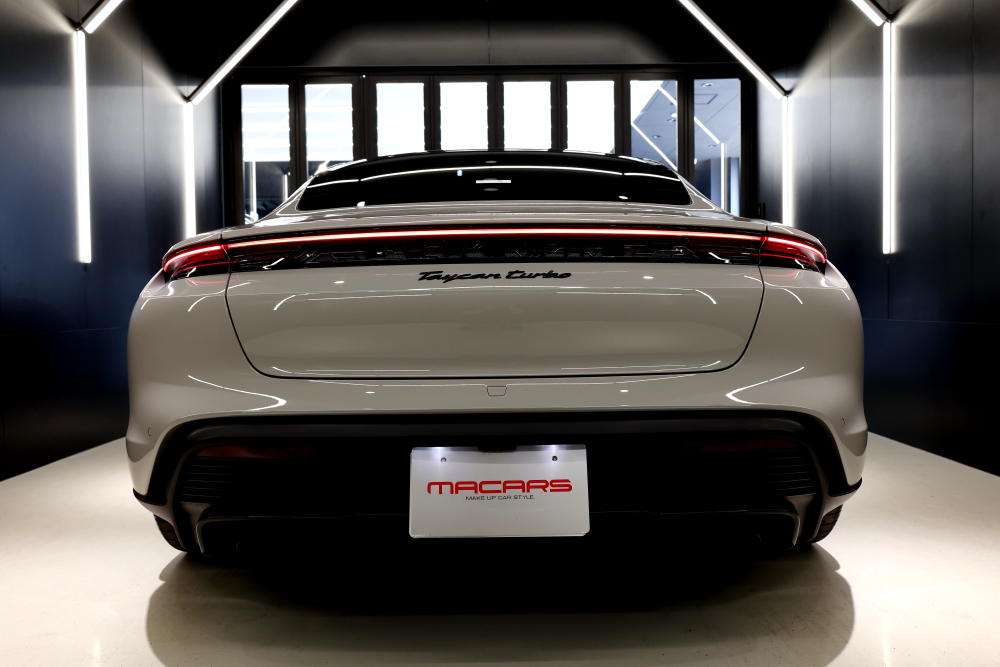 Porsche Taycan Turbo