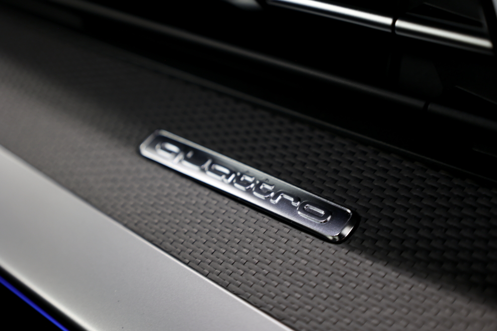 Audi RS3/8Y スポーツバック