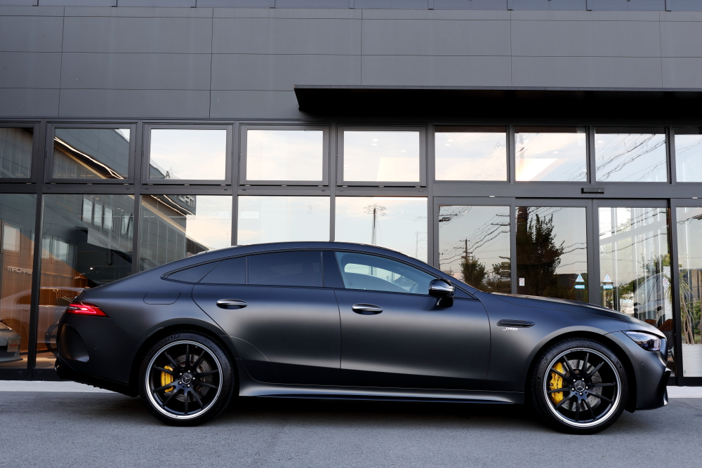 Mercedes-AMG GT53 4ドアクーペ