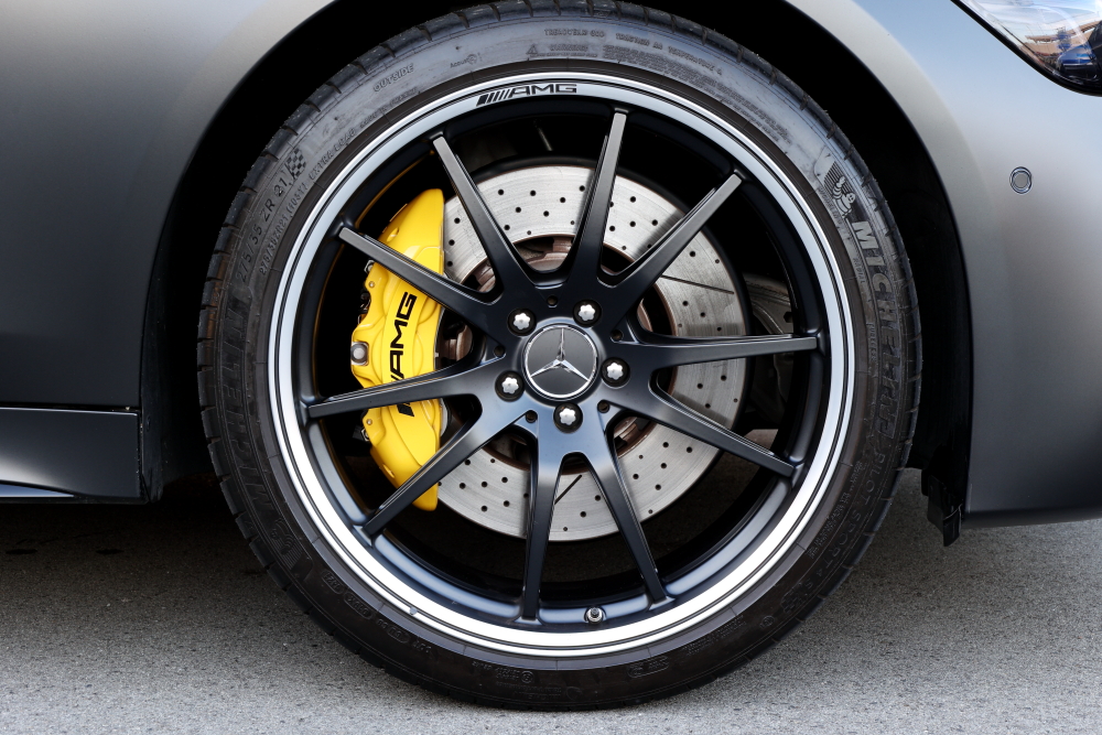Mercedes-AMG GT53 4ドアクーペ