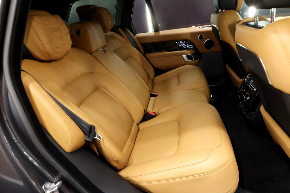 RANGE ROVER