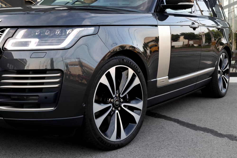 RANGE ROVER