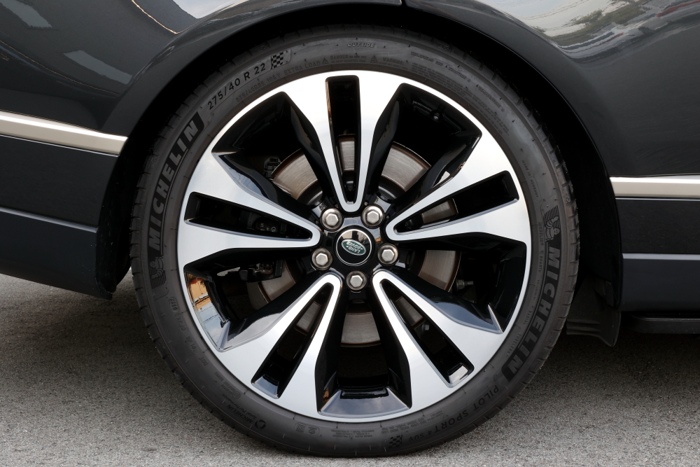 RANGE ROVER