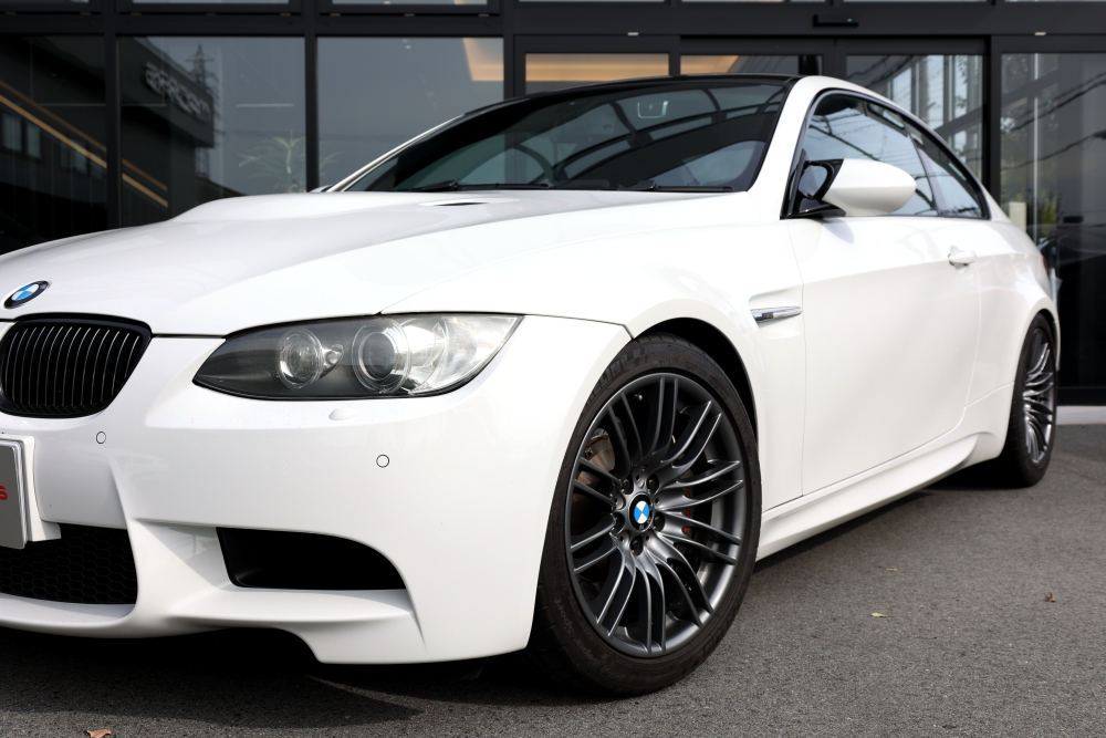 BMW E92/M3 Coupe ＆ Brembo＋Rdd製ブレーキシステム＋オイル交換!!