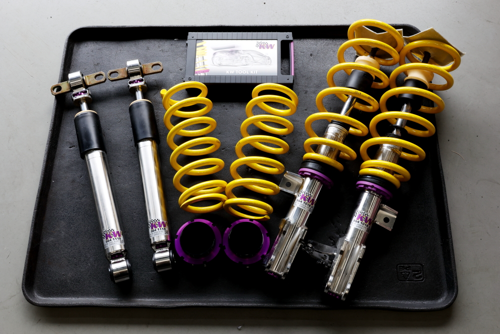 TOYOTA 40アルファードZ ＆ KW車高調＋ALPINE