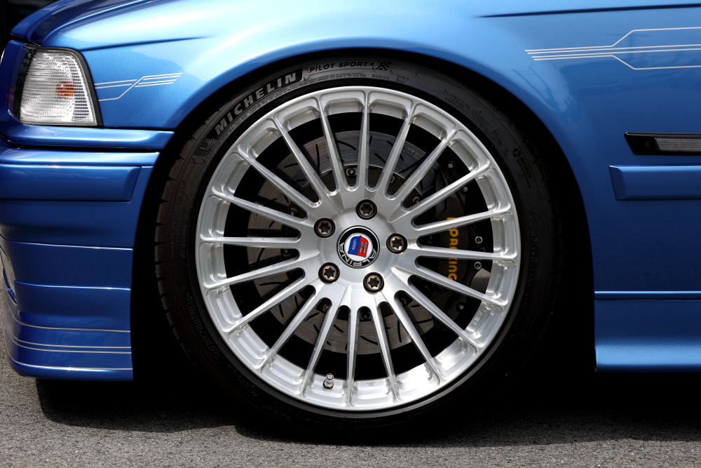 BMWアルピナ B8リムジン