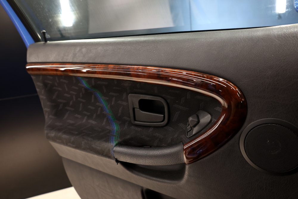 BMWアルピナ B8リムジン