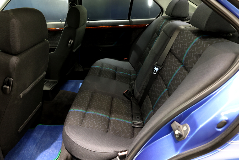BMWアルピナ B8リムジン