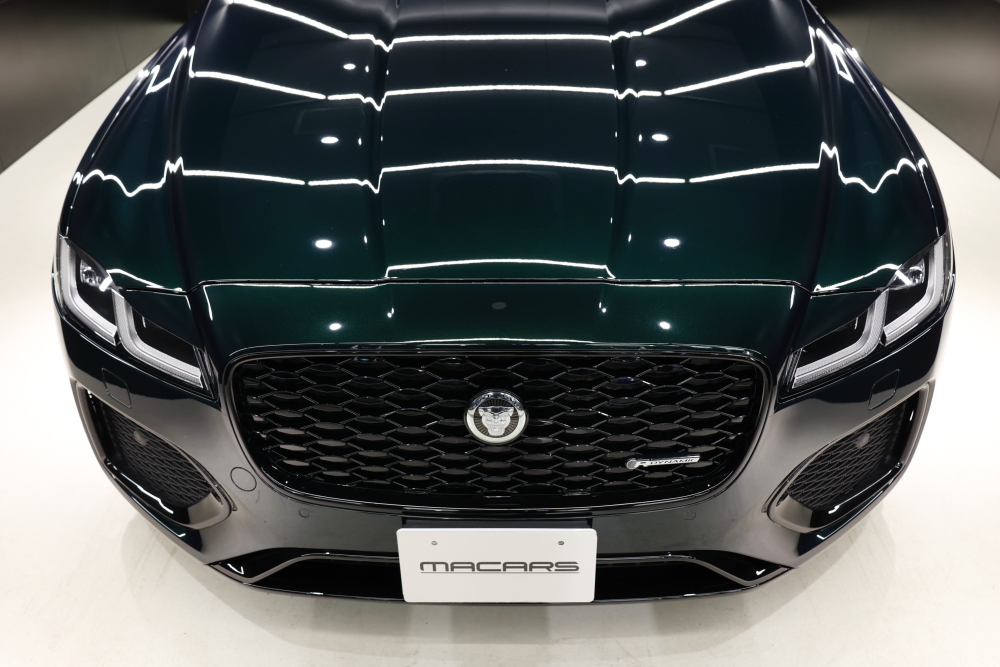 ジャガー XF Rダイナミック SE 2.0L D200