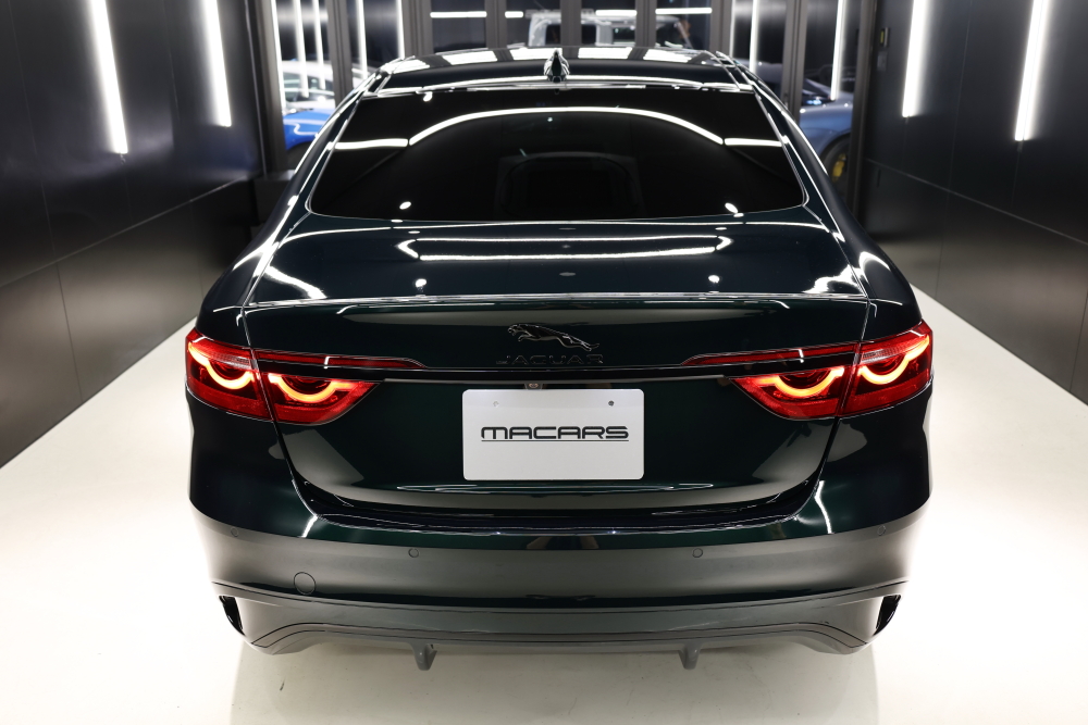 ジャガー XF Rダイナミック SE 2.0L D200