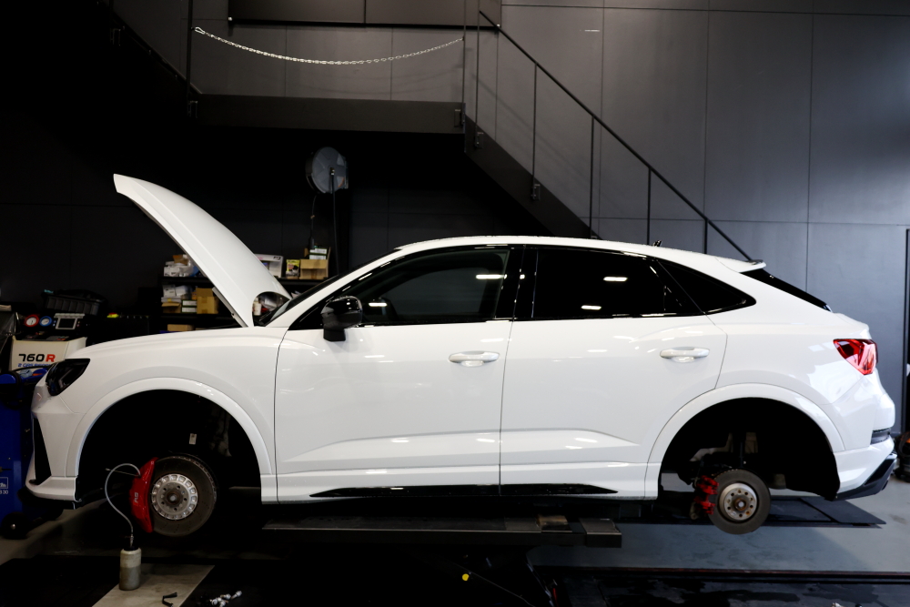 Audi RS Q3 Sportback ＆ 車検＋メンテナンス施工！！