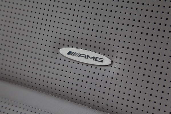 Mercedes-Benz CLS 63 AMG Shooting Brake　Edition 1ご来店！！
