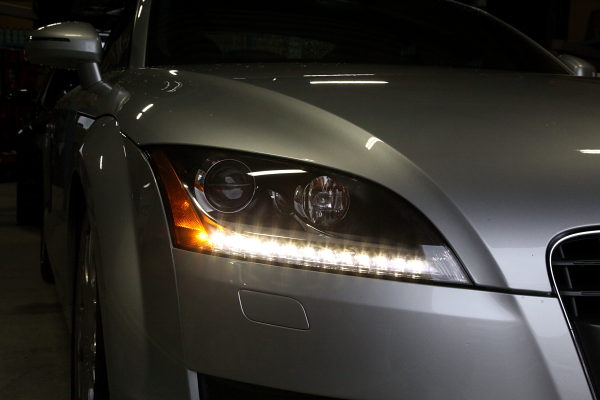 Audi TT/8J & US仕様TTSヘッドライト装着！！ | MACARS | 兵庫県姫路市